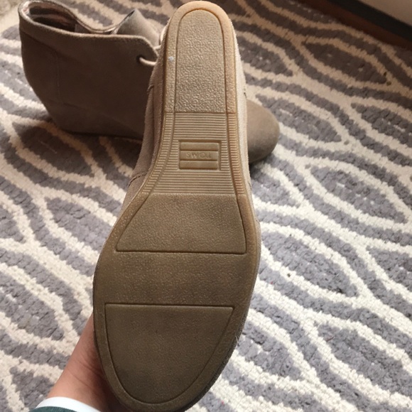 TOMS Taupe wedge booties - Picture 4 of 5